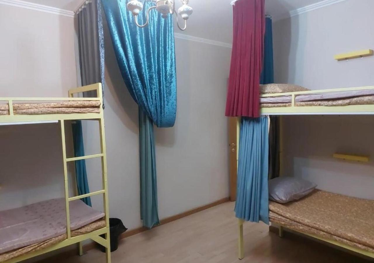 Room Hostel Dostyk アルマトイ エクステリア 写真