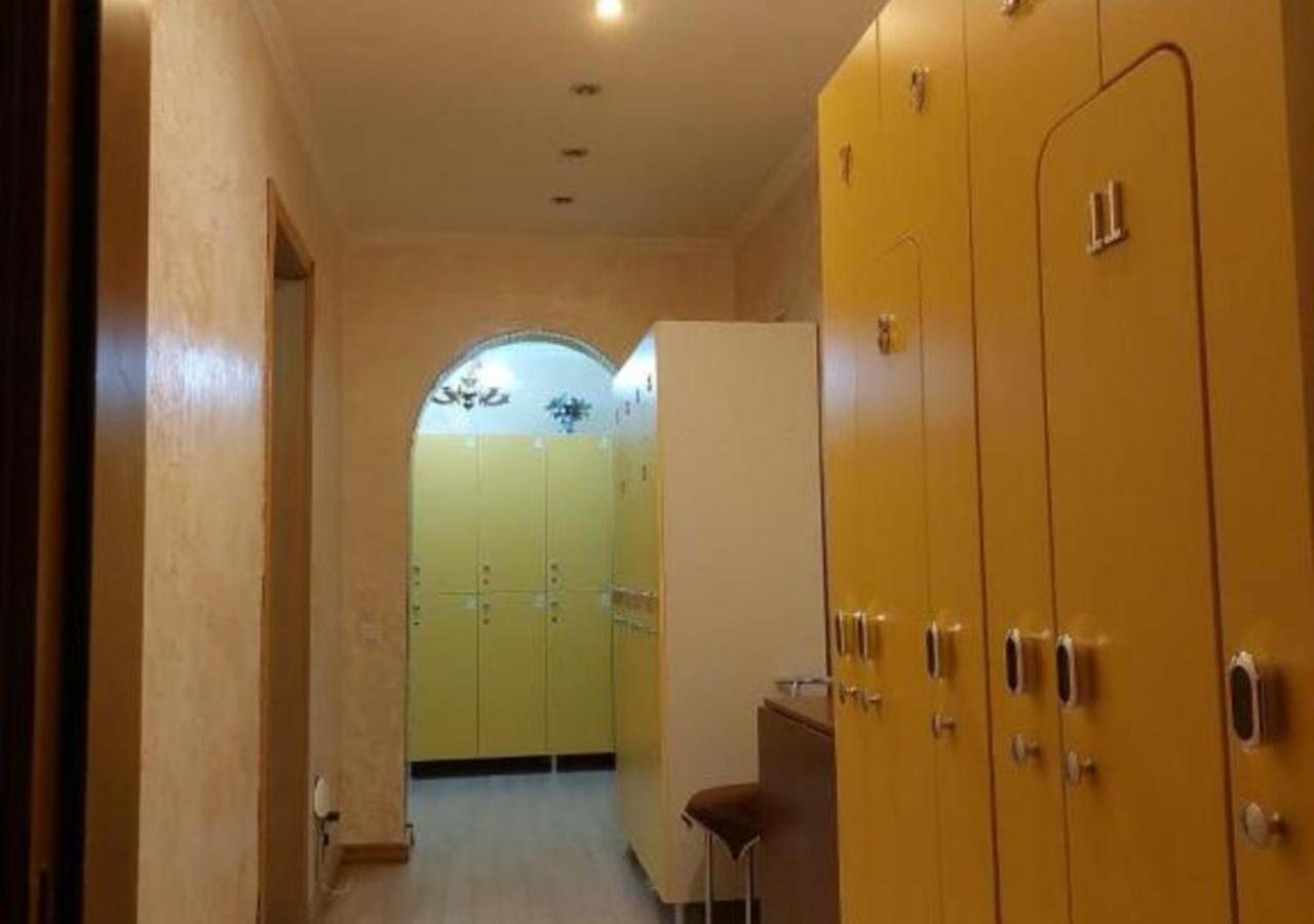 Room Hostel Dostyk アルマトイ エクステリア 写真