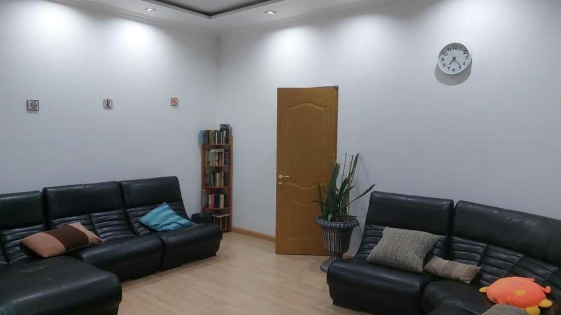 Room Hostel Dostyk アルマトイ エクステリア 写真