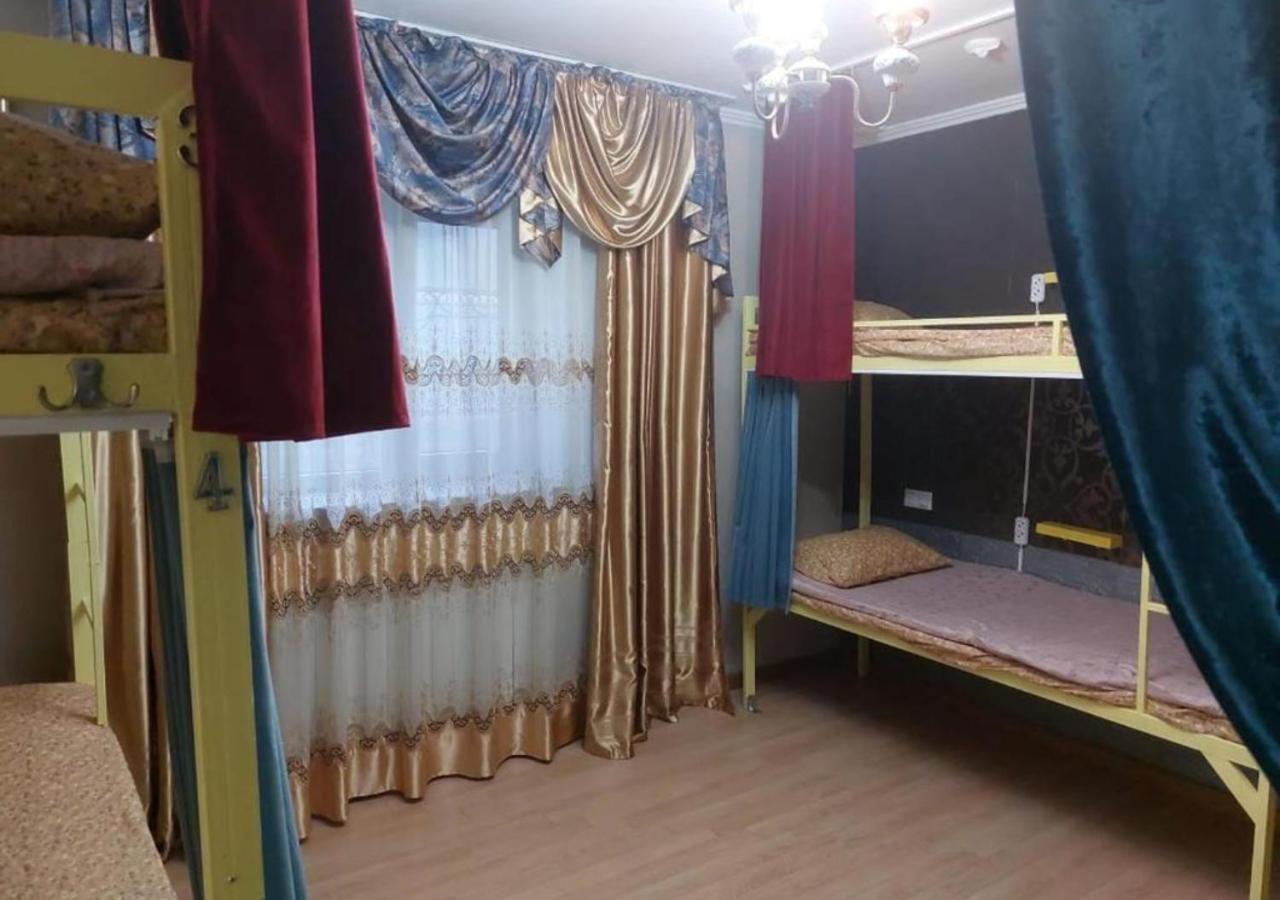 Room Hostel Dostyk アルマトイ エクステリア 写真