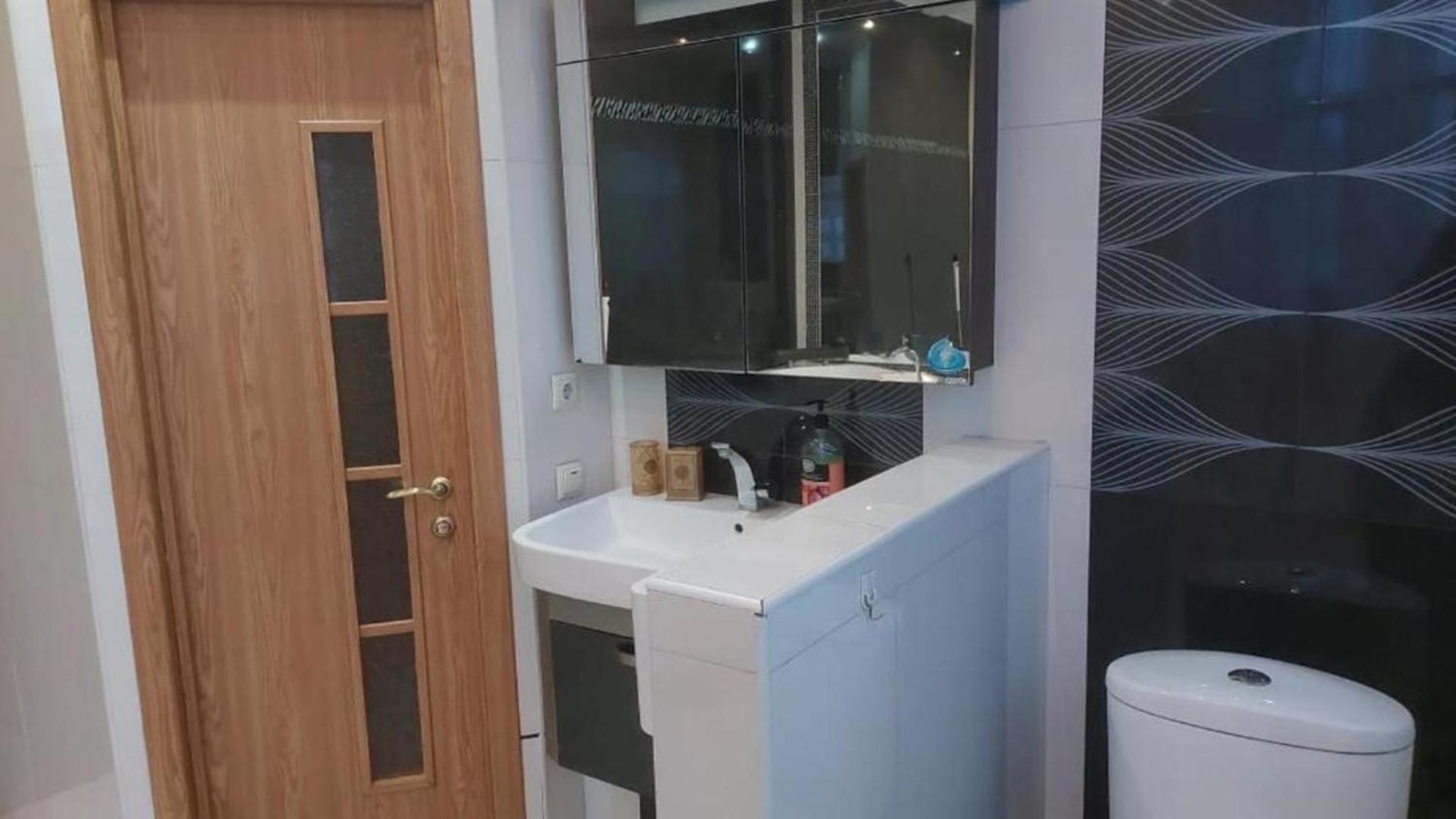 Room Hostel Dostyk アルマトイ エクステリア 写真
