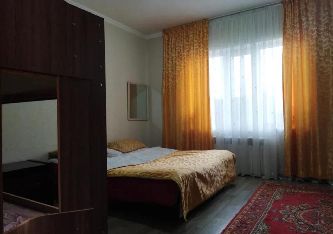 Room Hostel Dostyk アルマトイ エクステリア 写真