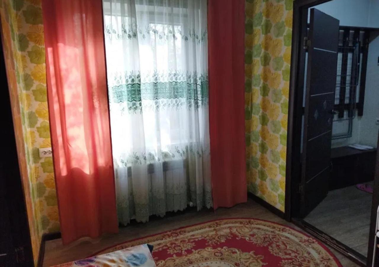 Room Hostel Dostyk アルマトイ エクステリア 写真